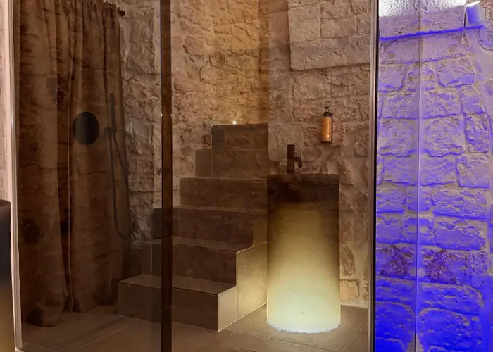 Elite Apartment *